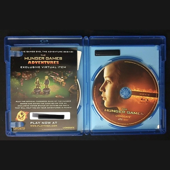The Hunger Games Blu-ray 2 Disc Set Blu-Ray + Digital Copy Widescreen Movie MINT - Picture 4 of 13